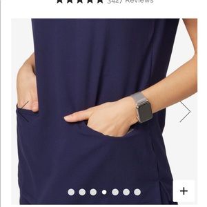 FIGS Casma Three Pocket Scrub Top in Navy